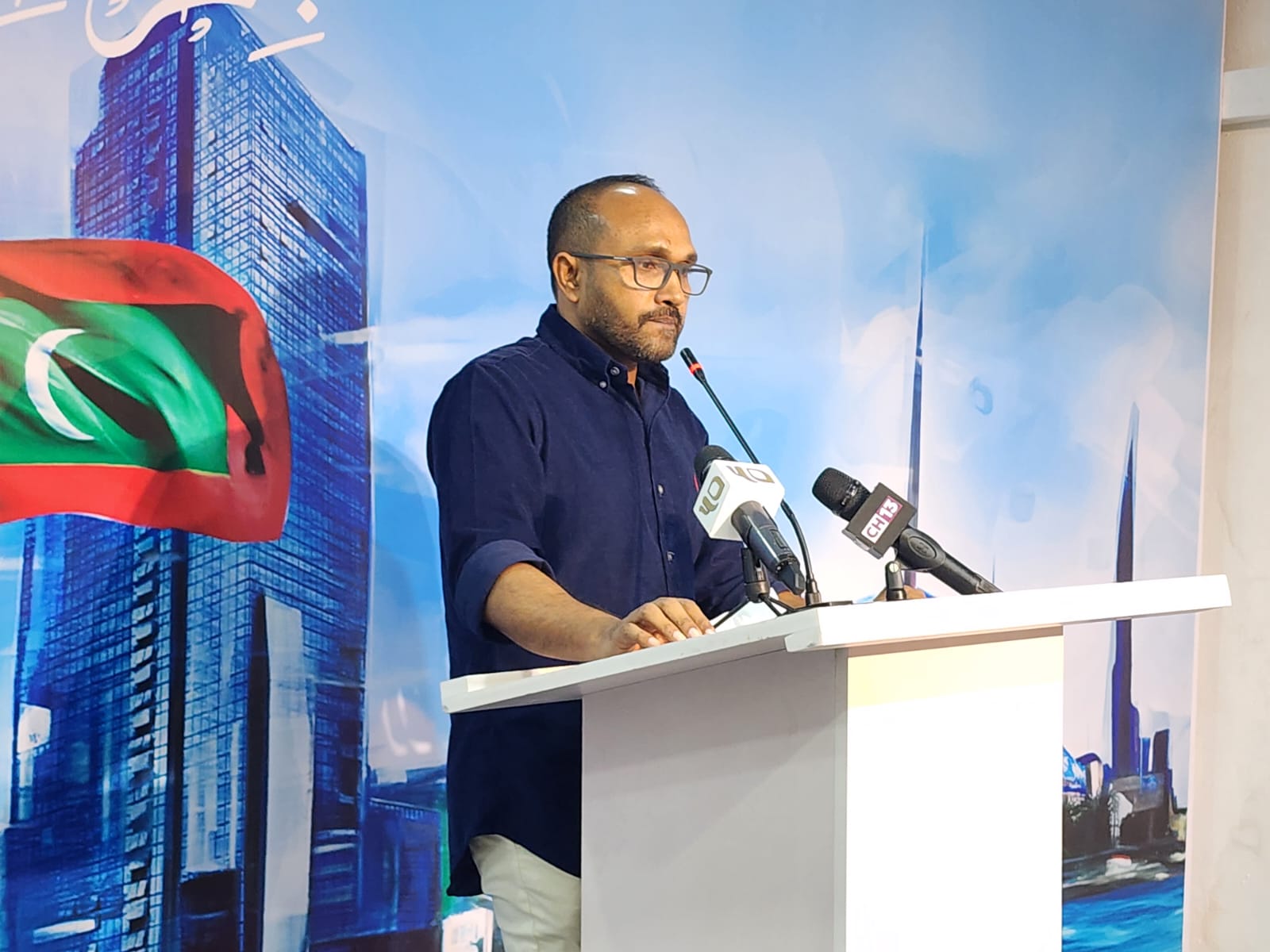 މަޖިލިސް އިންތިހާބު ފަސްކުރަން މިހާރު އީސީއަށް މަޖުބޫރުވާނެ: ޑރ. ޖަމީލް