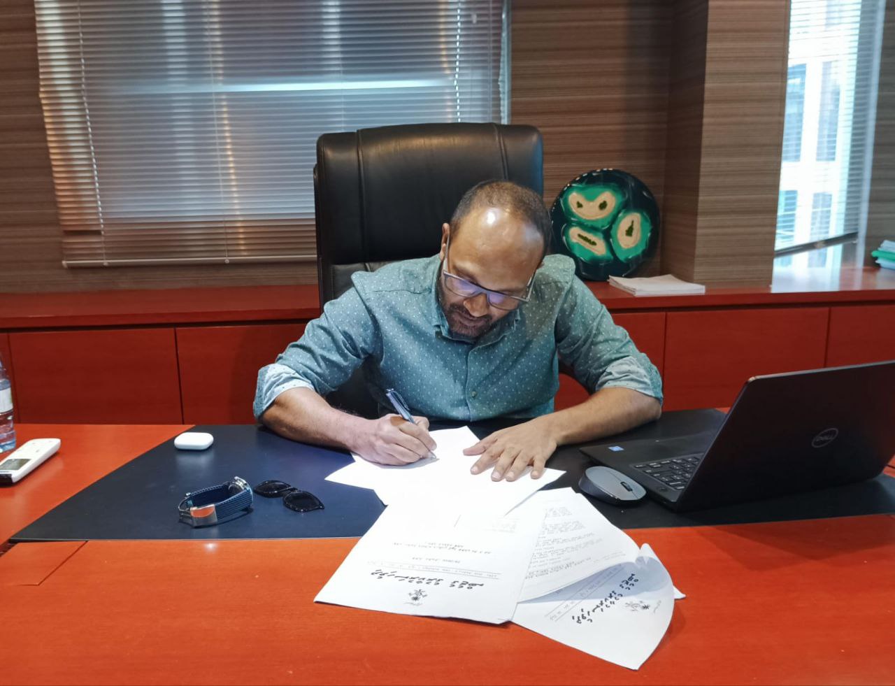 ޖަމީލު ރައީސް މުޢިއްޒަށް: ރައީސް ޔާމީން މިނިވަން ކުރުން އޮތީ ކިހާ ހިސާބެއްގައި؟