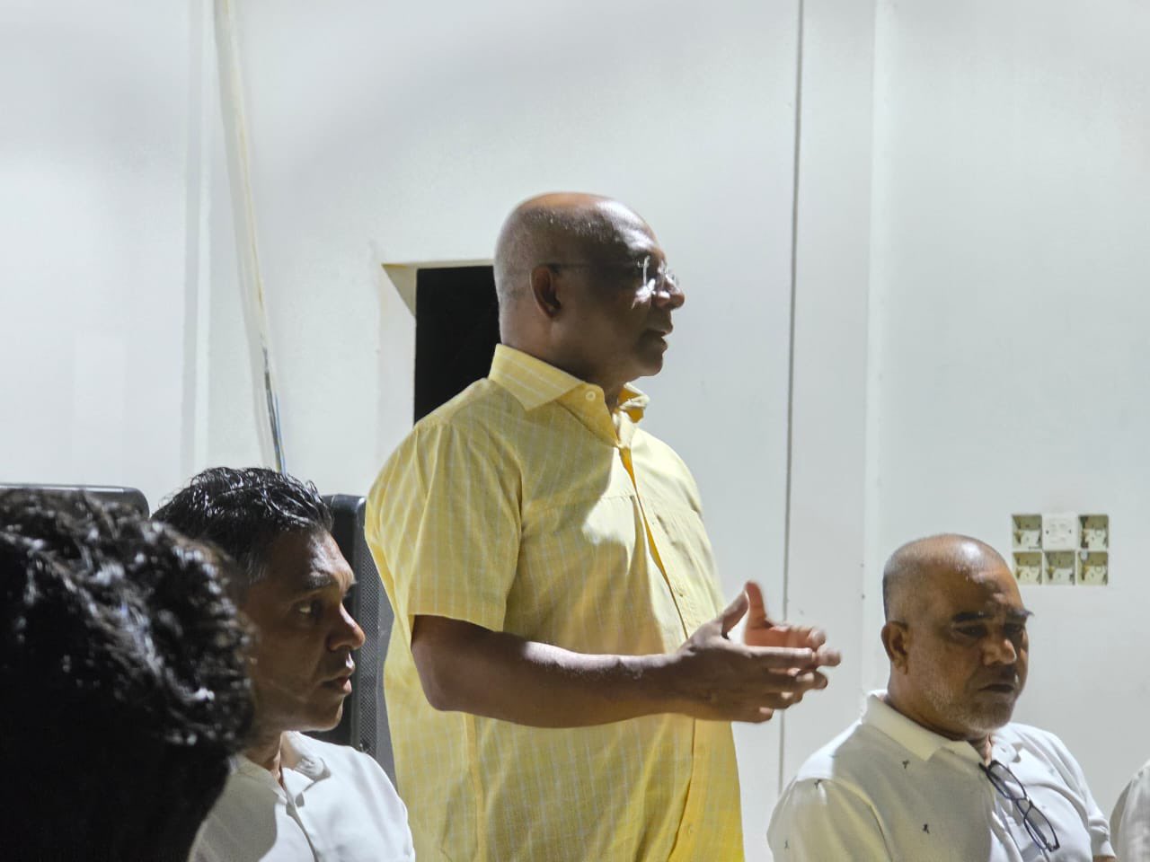 އޮކްޓޯބަރު 3ގެ ހަރަކާތަށް ފީއަލީ ރައްޔިތުންގެ ފުރިހަމަ އެއްބާރުލުން އެބައޮތް: ޝާހިދު