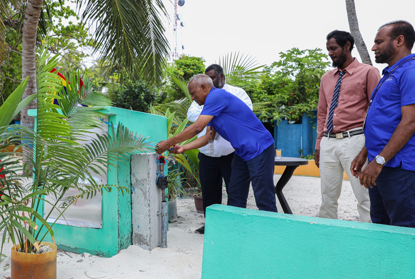 ހަންޏާމީދޫގައި ފެނުގެ ޚިދުމަތަށް އެދޭ ފަރާތްތަކަށް 1 ޓަނުގެ ފެން ހިލޭ