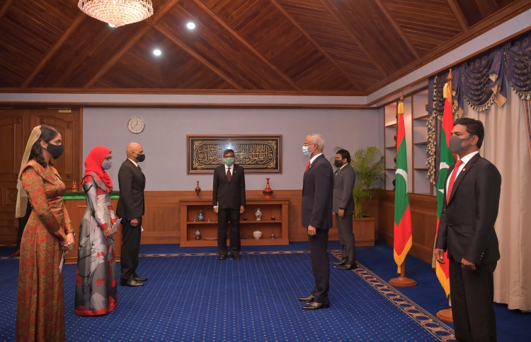 އެޗްއާރުސީއެމަށް ރައީސަކާއި ނާއިބު ރައީސެއް އައްޔަންކުރަން މަޖިލީހަށް