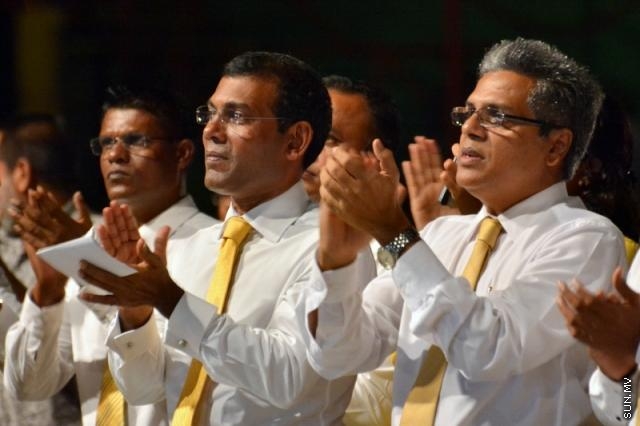 ރައީސް ނަޝީދުގެ ދިފާއުގައި ރީކޯ މޫސަ؛ ބަހުސްގައި އާޔަތް ކިޔުމުގެ ފުރުސަތެއް ކުރިންވެސް ނުދޭ