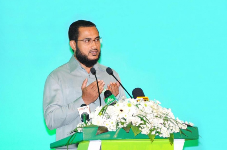 މުސްލިމުން ނިކަމެތިވާ ވަގުތުތަކުގައި އެހީތެރިވުމަކީ ދީނީ ވާޖިބެއް: ޝެއިޚް އިލްޔާސް