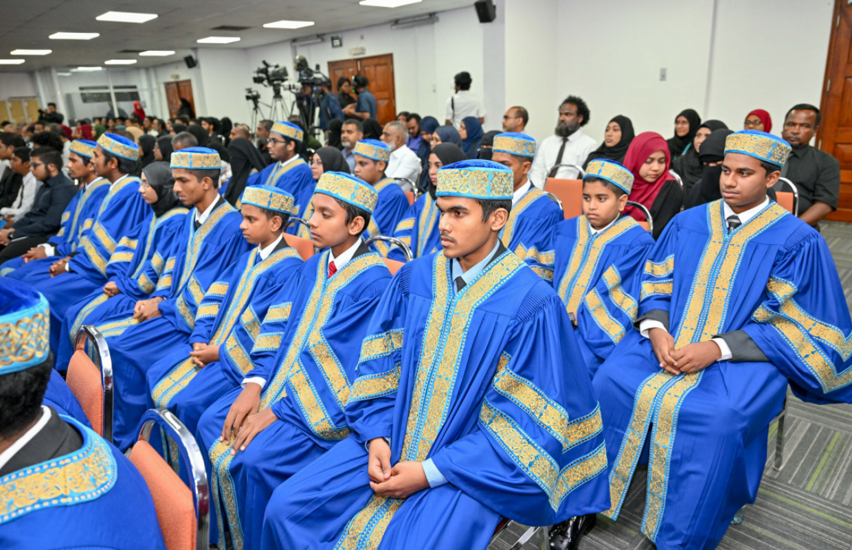 ހާފިޒުންގެ އެލަވަންސް 4،000 ރުފިޔާއަށް ބޮޑުކޮށްފި