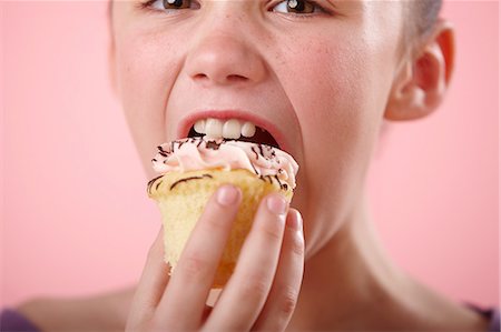 ދުޅަހެޔޮ ސިއްހަތެއްގައި ހުރުމަތް މި 2 ބާވަތް ބޭނުން ކުރުން ހުއްޓާލާ