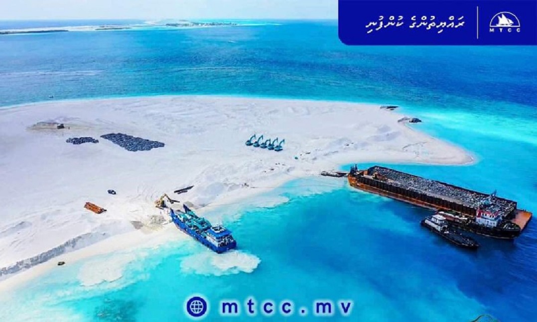 އިހަވަންދޫ ގޮނޑުދޮށް ޙިމާޔަތް ކުރުމަށް ބޭނުންވާ ބޮޑުހިލަ ގެންގޮސްފި