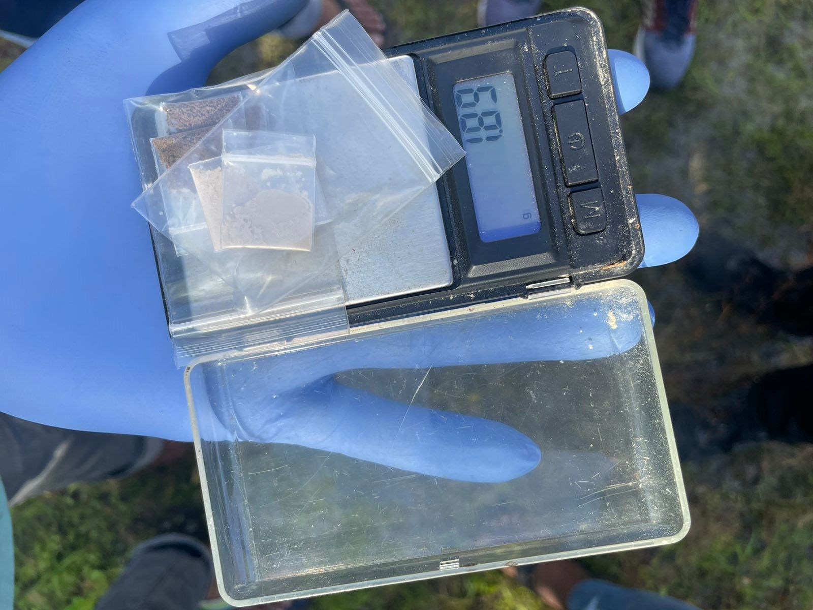 މަސްތުވާތަކެތީގެ މައްސަލަތަކެއްގައި ދެ މީހަކު ހައްޔަރުކޮށްފި