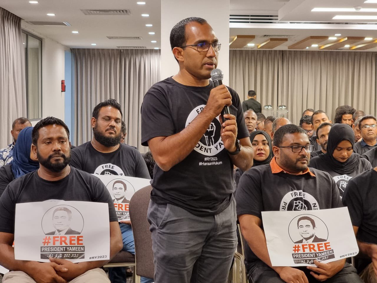 ދެއަހަރު ހުސް ހޮޅި ވާހަކަ ދެއްކުން ނޫން ކަމެއް ނުކުރޭ؛ ޤައުމު ލޫޓުވަނީ: މަލީޙް