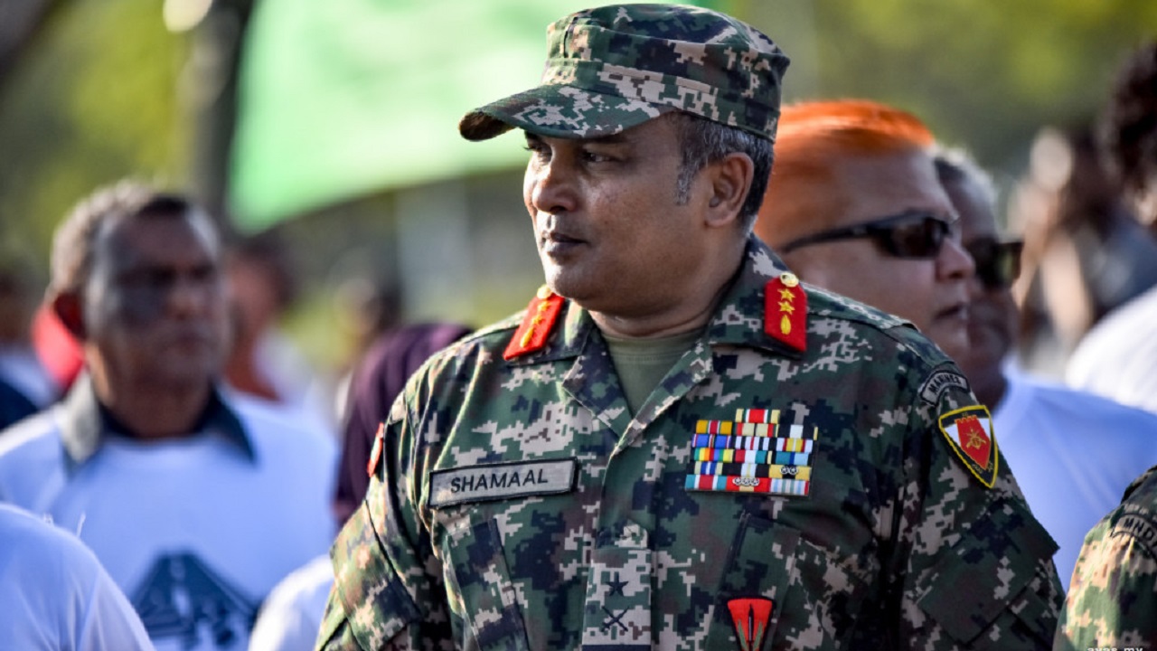 ޗީފް އޮފް ޑިފެންސް ފޯސް ޝަމާލް ކޯވިޑް-19 އަށް ޕޮޒިޓިވްވެއްޖެ