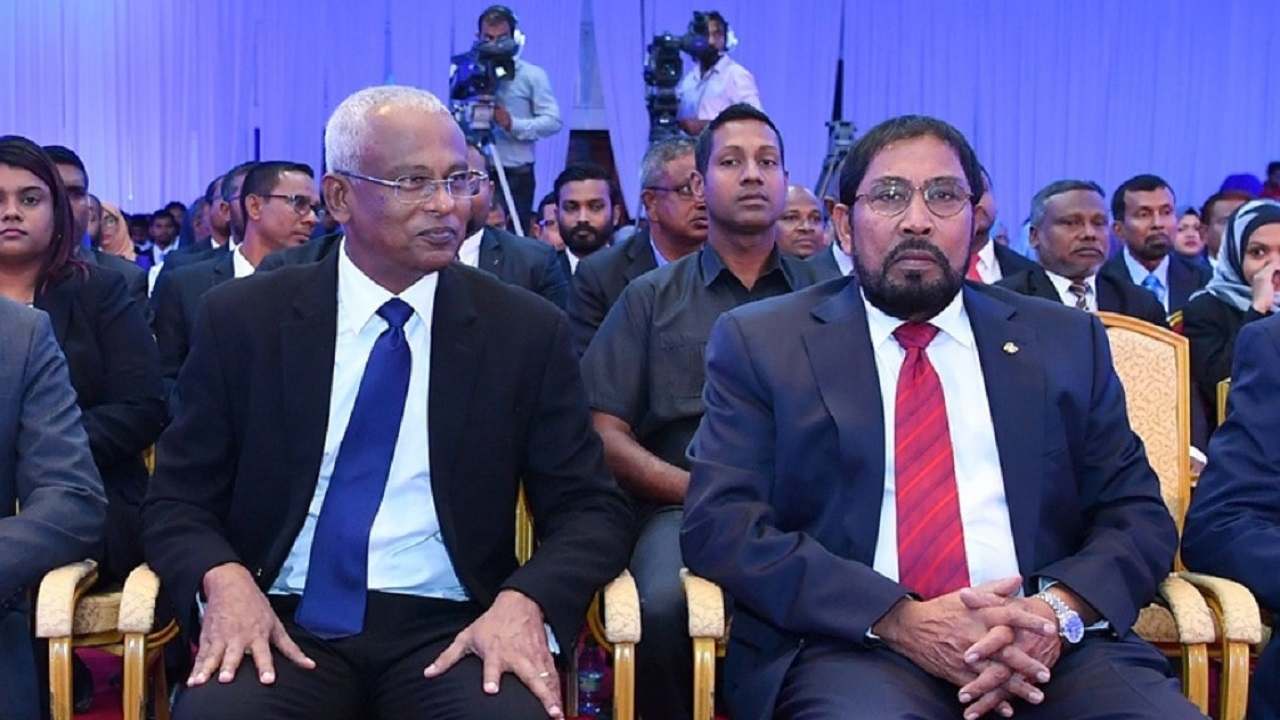 ޖޭޕީ އޮތީ ސަރުކާރާއެކު؛ ފަތުރަމުން ދަނީ ދޮގު ޓްވީޓެއް