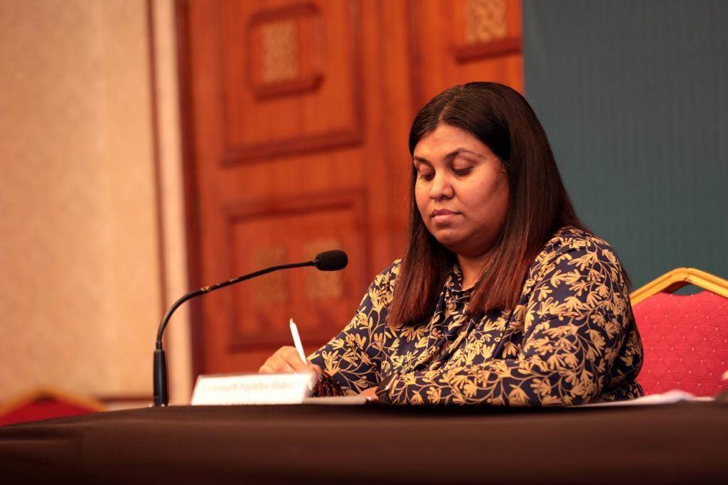 ޕެންޝަން ފަންޑަށް ބަރާބަރަށް ޖަމާކުރޭތޯ ފާރަވެރިވޭ؛ ގިނަ އެކައުންޓުގައި ހުރީ ލައްކައަކަށް ވުރެ މަދުން