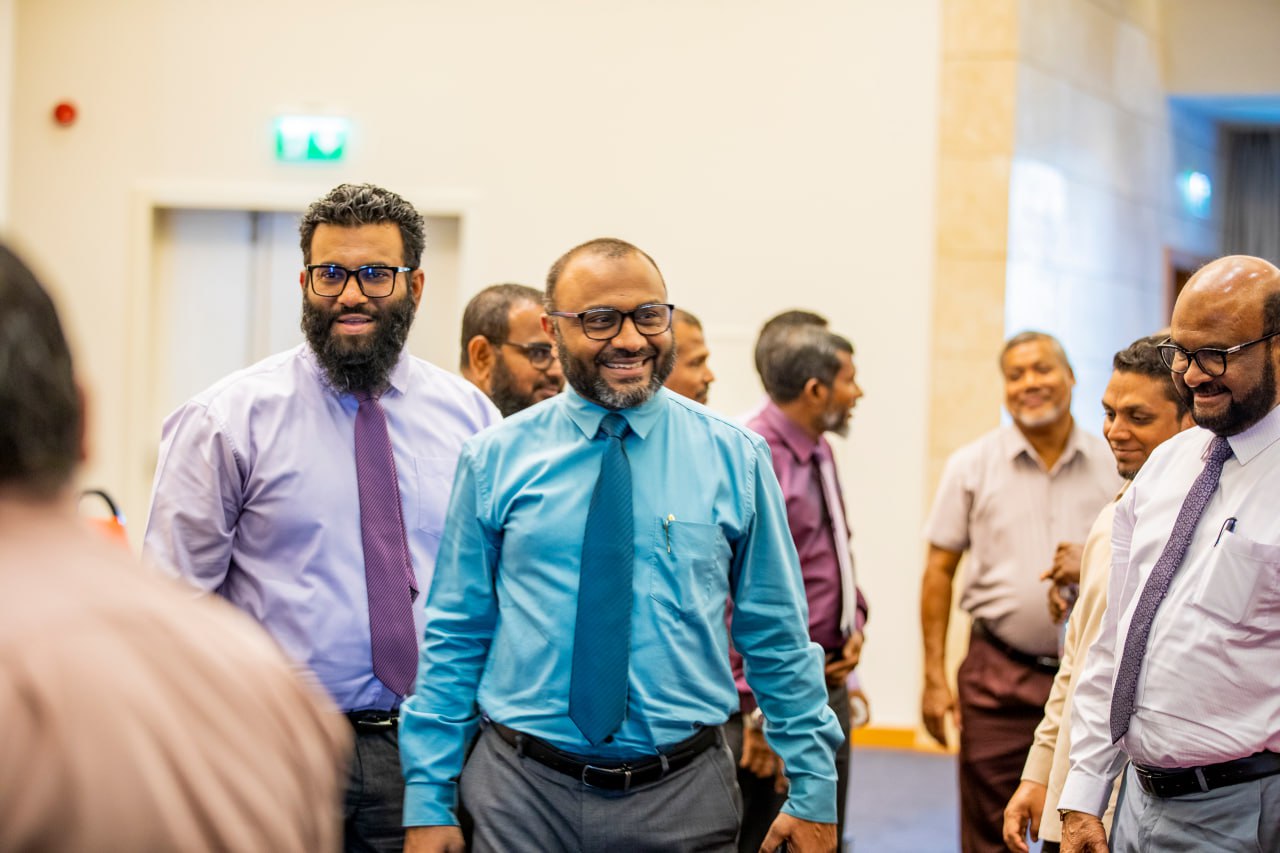 މިސްކިތްތަކުގައި ހިލޭ ސާބަހަށް ޤުރުއާން ކްލާސް ހިންގަން 20 ފަރާތަކުން ހުށައަޅައިފި