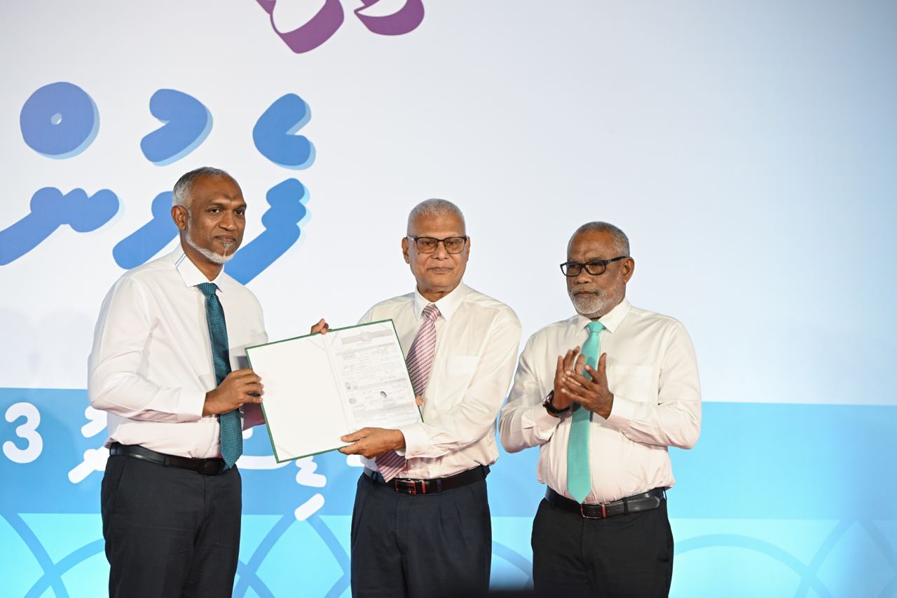 ރައީސް މުޢިއްޒަކީ ވިޝަނަރީ ލީޑަރެއް؛ ރައީސް ސޯލިހާއެކު ހުރީ ގޮތް ދޫނުކުރަންވެގެން: އައްޑޫ ޝަރީފު