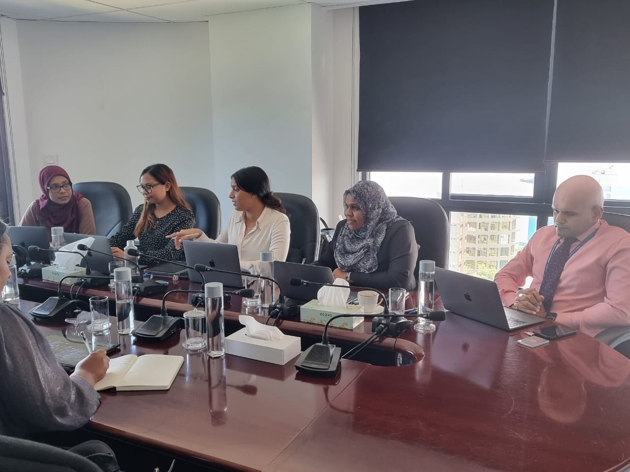 ނަޝީދު ނިޔާވި މައްސަލަ އެޗްއާރްސީއެމުން ބަލަނީ