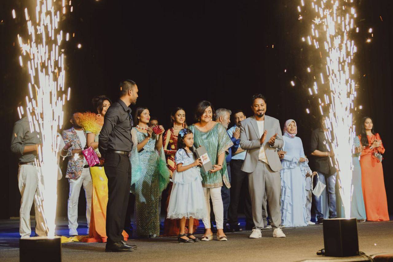 ދިވެހި ފިލްމު "ކަމަނާ" ގެ ވަދާއީ ޝޯޓަކުގެ ޓިކެޓު ވިއްކަން ފަށައިފި