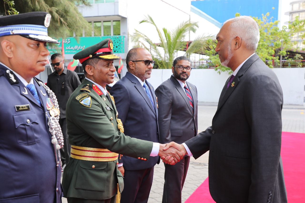 ކަނޑުގެ ސަރަޙައްދު ބެލެހެއްޓުމަށް އިތުރު އަސްކަރީ އުޅަނދުތަކެއް ރައީސް ހޯއްދަވައިދެއްވާނެ: ޗީފް