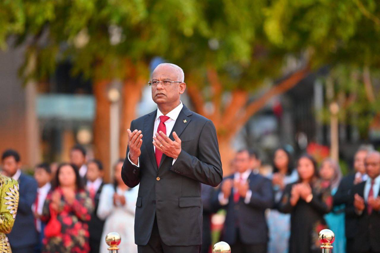 ޖުމްހޫރިއްޔަތަށް 54: މަލްޓިޕާޓީ ރިޔާސީ އިންތިޚާބެއް އެއްބުރުން ކާމިޔާބުކުރެއްވީ ރައީސް ޞާލިޙް