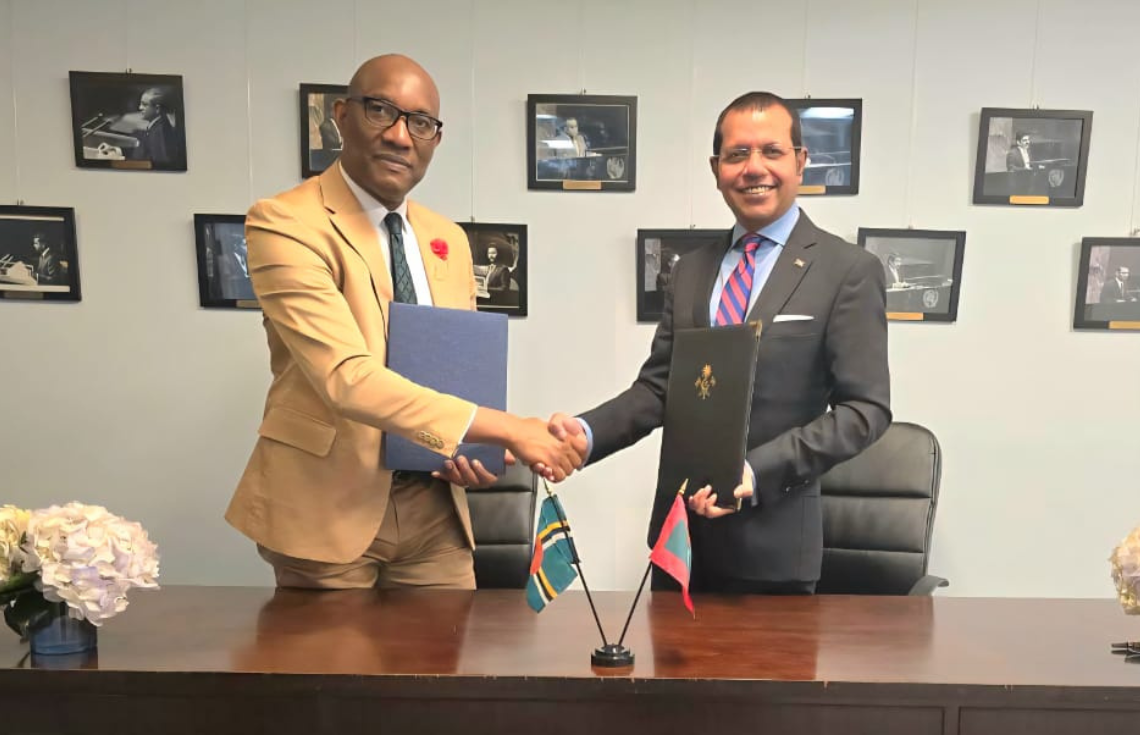 ރާއްޖެ އާއި ޑޮމިނިކާއާ ދެމެދު ކުރިން ވިޒާ ނެގުމަކާ ނުލައި ދަތުރުކުރެވޭނެ އެއްބަސްވުމެއް