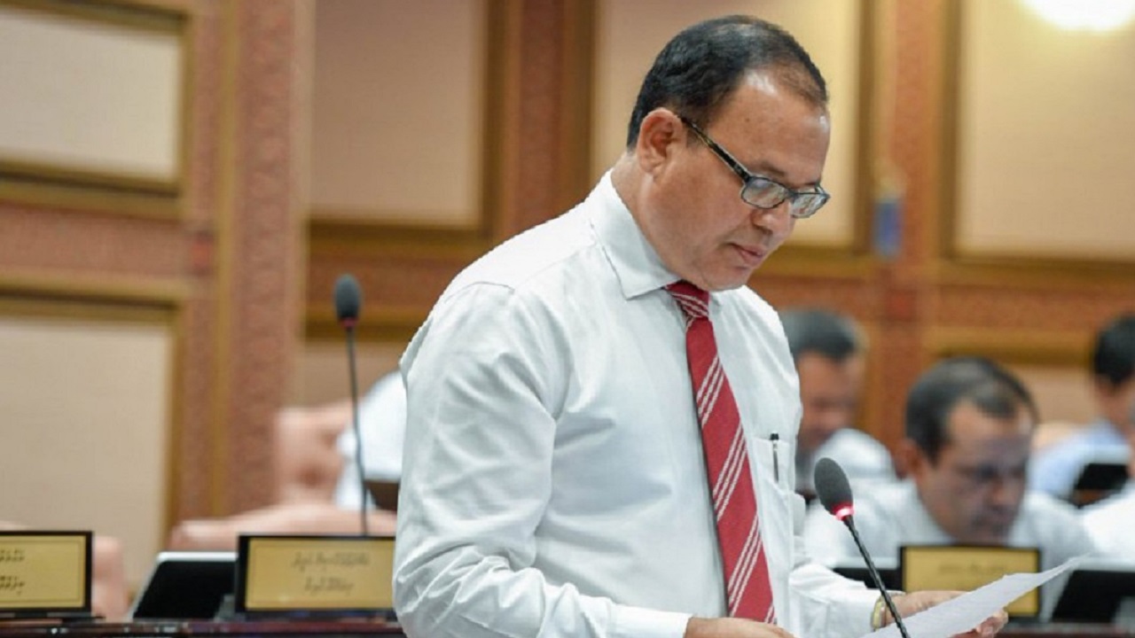 ސަރުކާރުން މަސައްކަތްކުރަނީ އިންތިޚާބު ފަސްކުރަން - އާދަމް ޝަރީފް