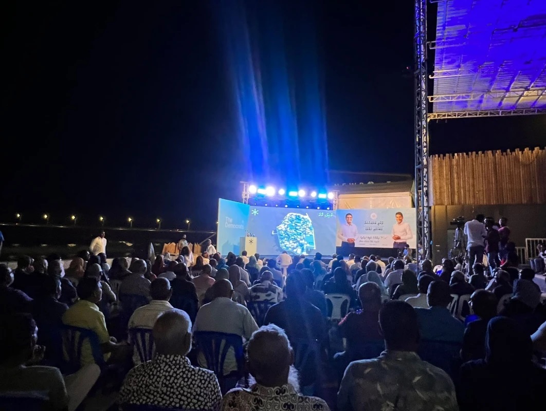 ޑިމޮކްރެޓުންގެ ސަރުކާރުގައި މާލޭގެ 25،000 އާއިލާއަށް ބޯހިޔާވަހިކަން