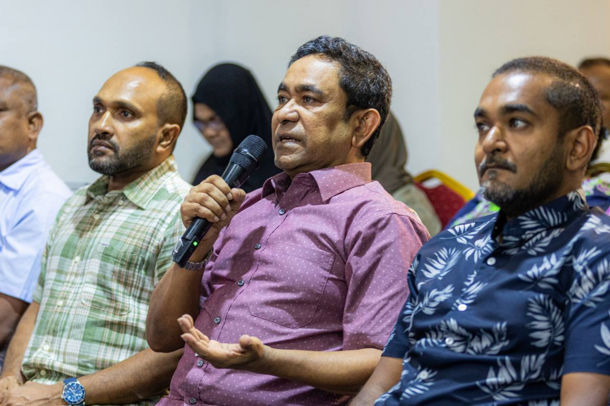 ރައީސް ޔާމީން ސަރުކާރަށް: ސުޕްރީމް ކޯޓުގެ ފަނޑިޔާރުން ހައްޔަރު ކުރި މައްސަލަ ތަހުގީގު ކޮށްދެއްވާ