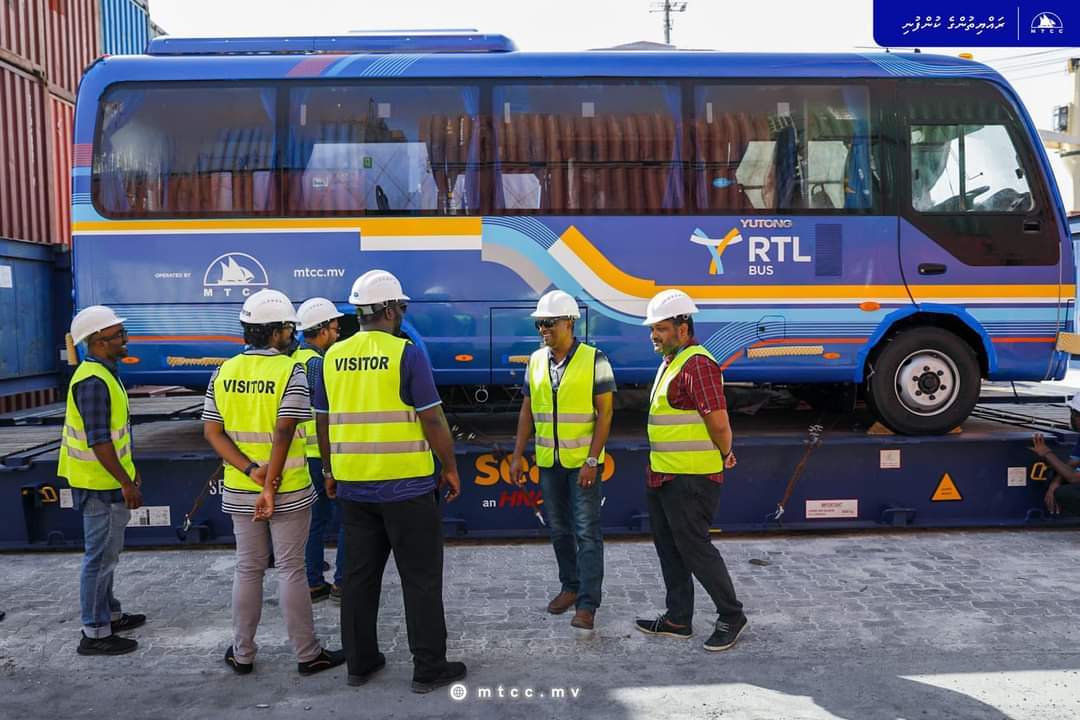 މިނީބަހުގެ ޚިދުމަތް: އާޒިމްގެ ޝަކުވާއަކީ ސިޓީކައުންސިލްގެ އެއްބާރުލުން ނުލިބުން