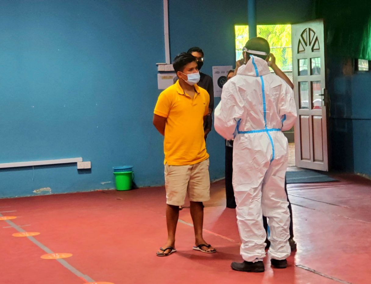 ކޮވިޑް-19: މާލެއިން 389 މީހުންނާއިއެކު، ޖުމްލަ 590 މީހަކު ރާއްޖެއިން ޕޮޒިޓިވް