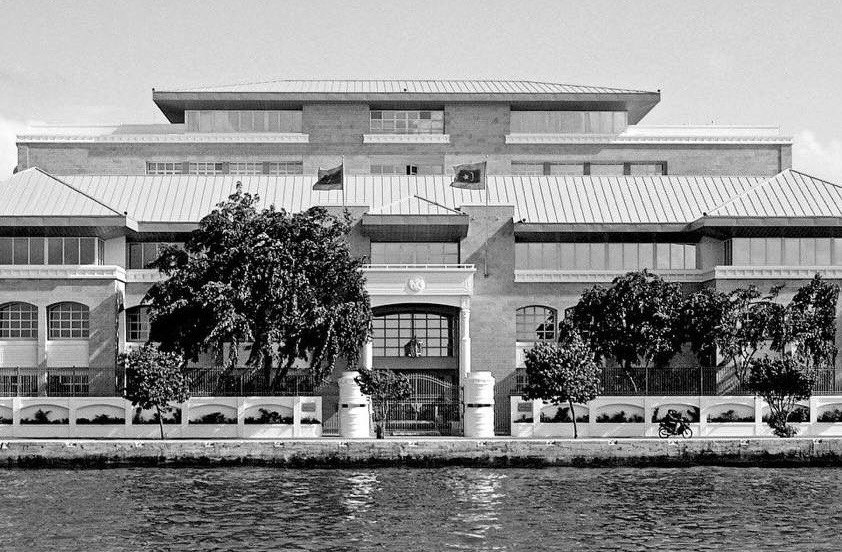 އީރާނުގެ ރައީސް އަވަހާރަވުމާ ގުޅިގެން ހިތާމަ ފާޅުކުރުމަށް ތިން ދުވަސް؛ ދިވެހި ދިދަ ހުންނާނީ ބައިދަނޑީގަ