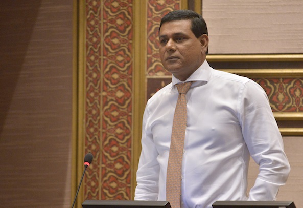 ސިޔާމް ދަނީ ދައުލަތުން ގެރެންޓީ ދިން ލޯނުތަކަށް ފައިސާ ދައްކަމުން- ފިނޭންސް