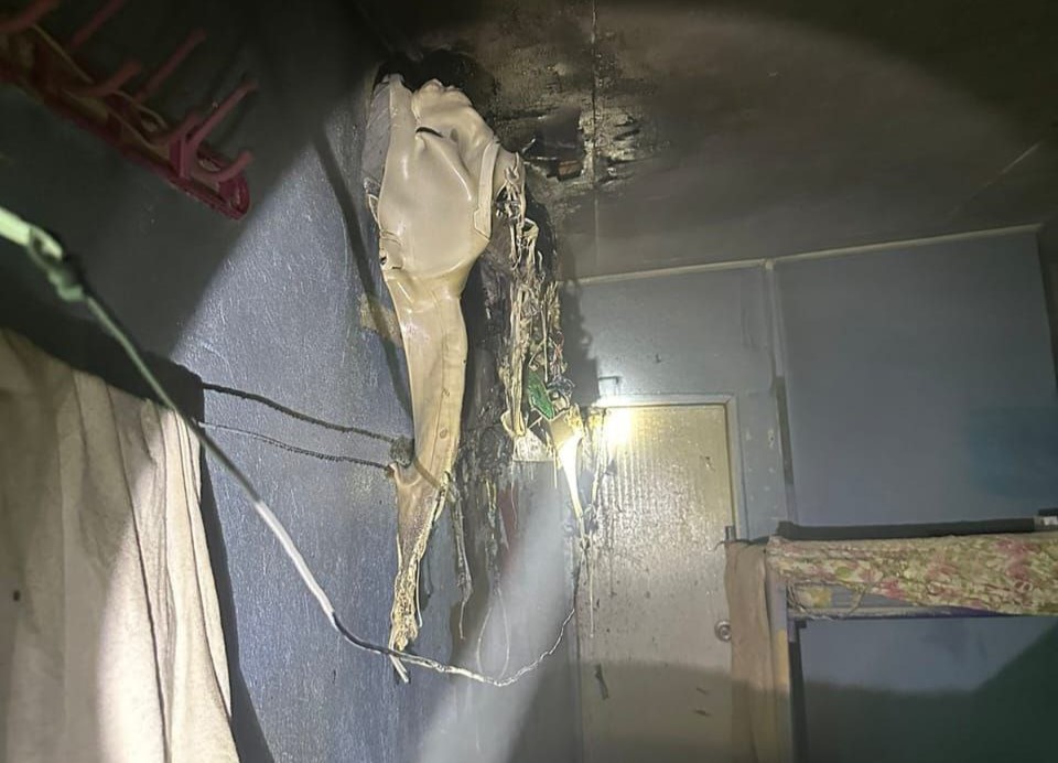 އޭސީއެއް ރޯވެ މާފަންނުގެ ގެއެއްގައި އަލިފާނުގެ ހާދިސާއެއް ހިނގައިފި