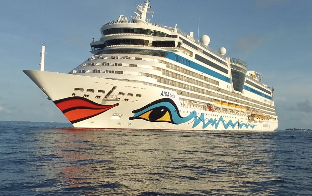 2100 އަށްވުރެ ގިނަ ފަތުރުވެރިންނާއެކު ކްރޫޒް ލައިނާއެއް މާލެއަށް ބަނދަރުކޮށްފި