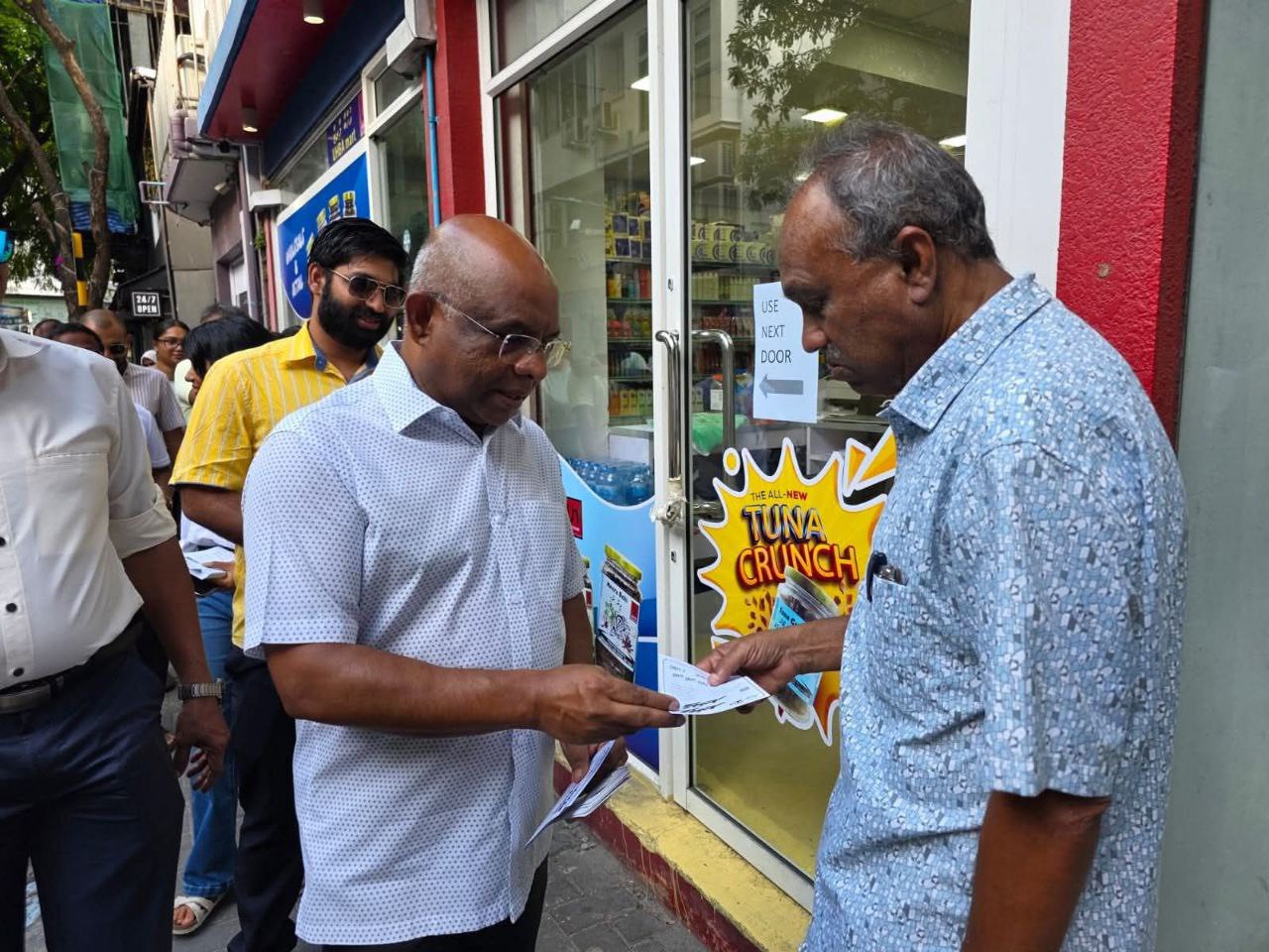 "ލޫޓުވާލައިފި" ހަރަކާތް ޕްރޮމޯޓު ކުރަން އެމްޑީޕީން ދޮރުން ދޮރަށް