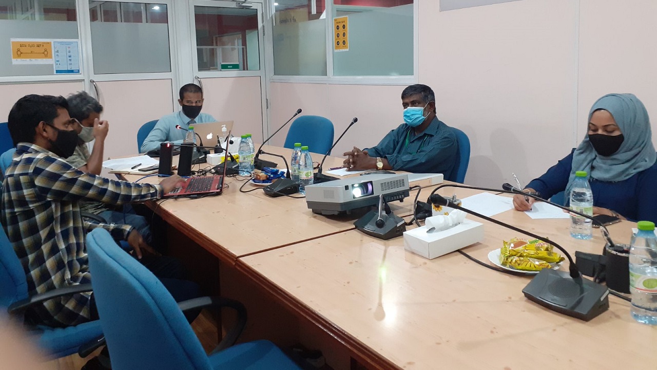 ވަކިނޫހަކަށް ފިޔަވަޅުއަޅަން ރޮޒައިނާ އެދުނީ އުސޫލުން ބޭރުން - އެމްއެމްސީ