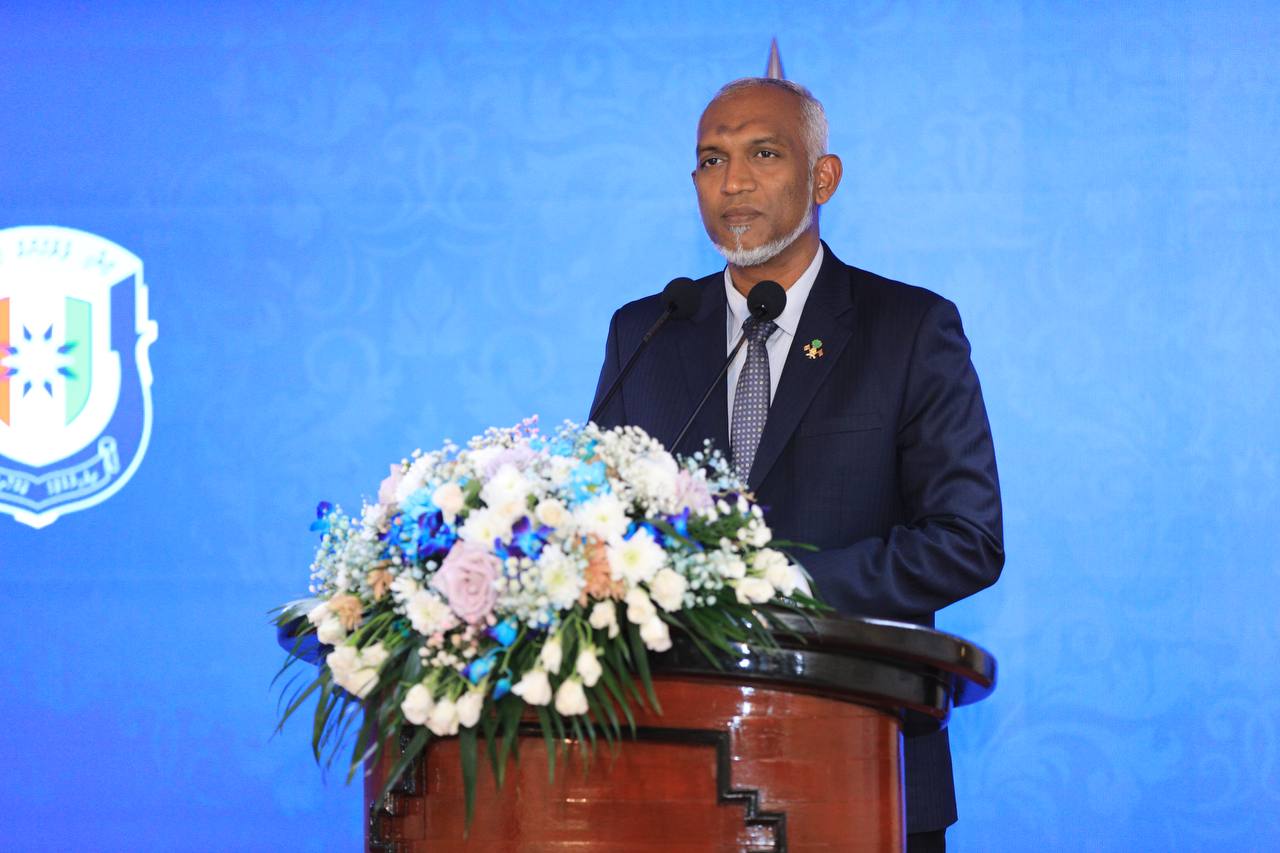 ފުލުހުންގެ މުވައްސަސާގައި ފަންނީ ގާބިލް މުވައްޒަފުން ބިނާކުރާނަން: ރައީސް