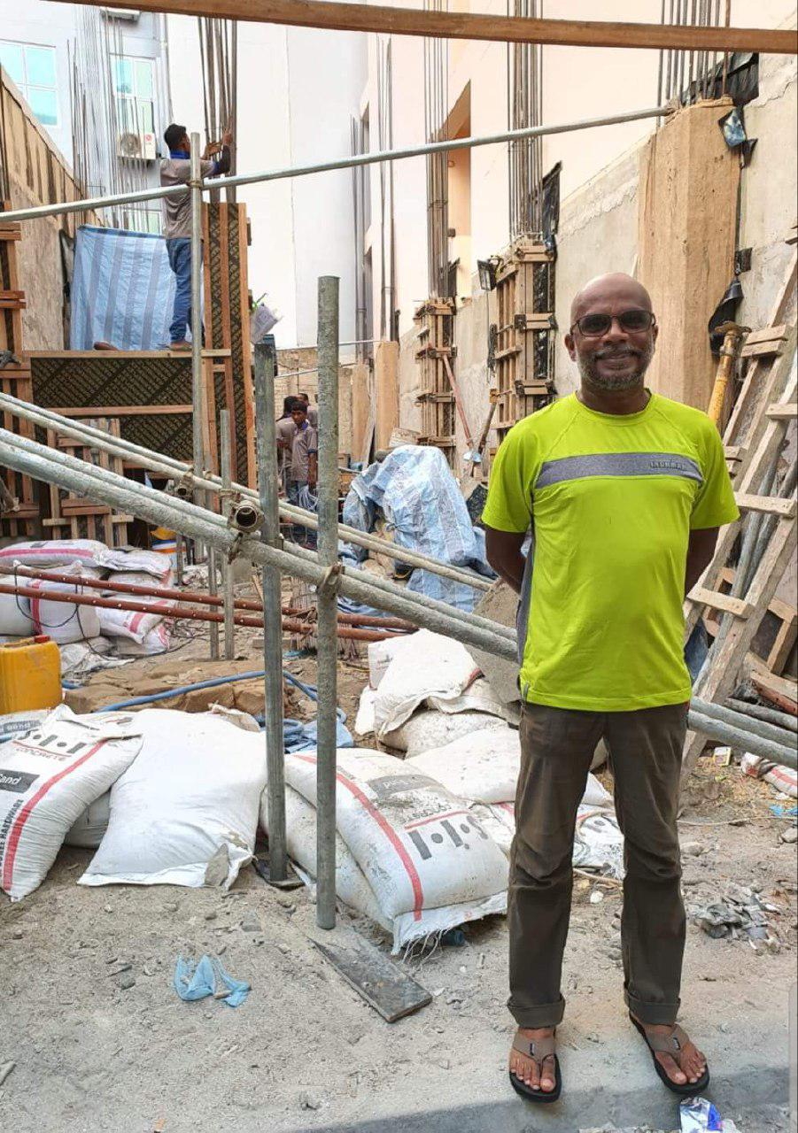 އެތުލީޓް ކުޑަހުސެން ގެ ވިއްކާލާފައި ރާއްޖެ ދޫކޮށް ދަނީ