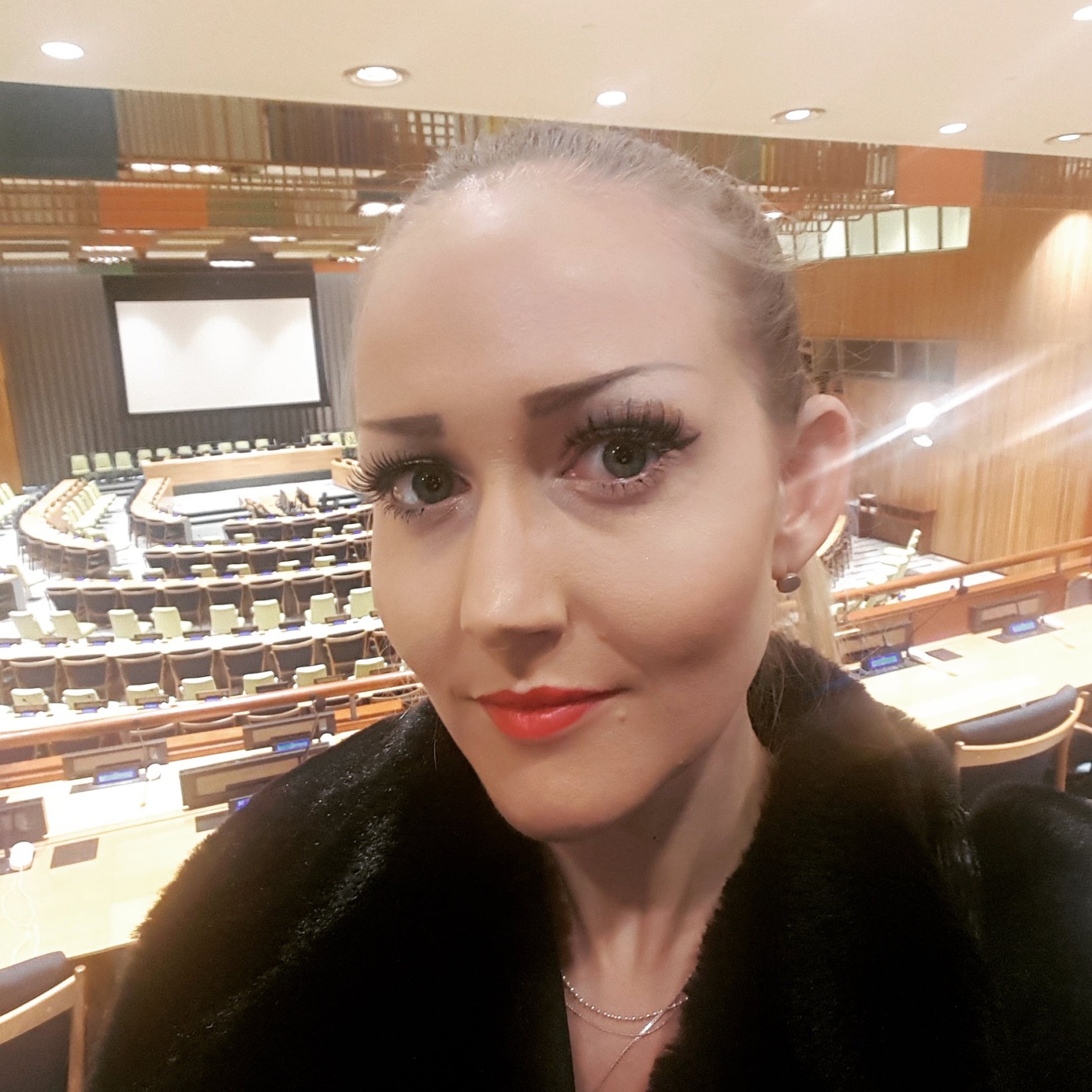 ހެންސަން ފަލަސްތީނުގެ ހާލަތު ދުނިޔެއަށް ކިޔައިދޭން ހިތްވަރު ހޯދީ އިޒްރޭލުން ލިބުނު އަނިޔާއިން!