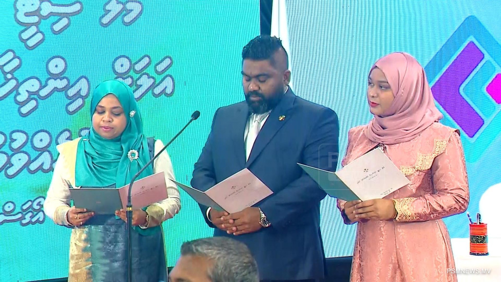 މާލޭ ސިޓީ ކައުންސިލަށް އިންތިޚާބުވި އާ ކައުންސިލަރުން ހުވާކޮށްފި