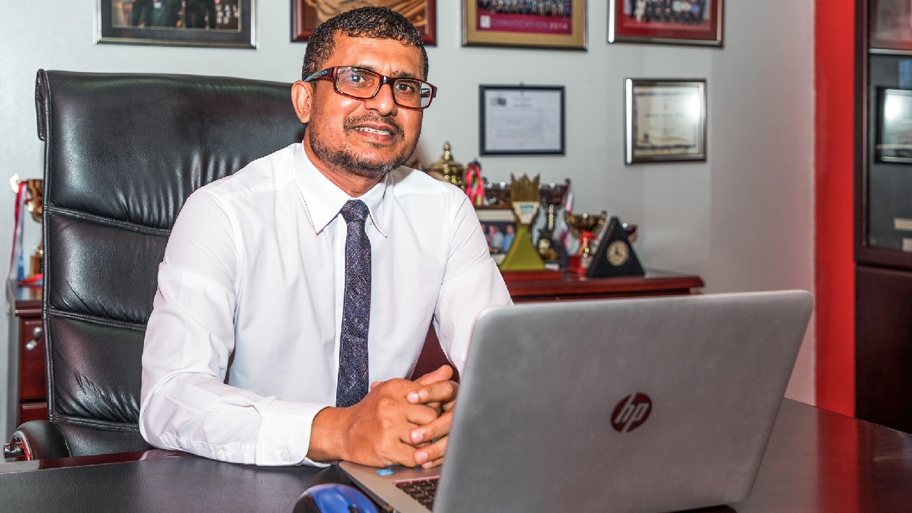 ސިސްޓަމަށް ތަބާވާނީ މީހާ؛ ސިސްޓަމް މީހާއަށް ތަބާވާންވީމާ ވާނީ ފެއިލް: ސައިރިކްސް ޝަރީފް