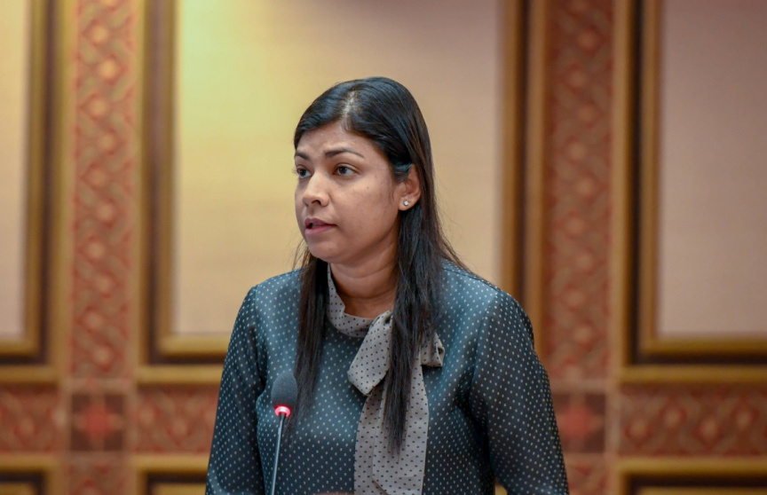 އެމްޑީޕީގެ އެތެރޭގެ އިންތިޚާބުގައި އެހެން ޕާޓީތަކުގެ މީހުންނަށް ވޯޓްލެވެނީ ކީއްވެ؟: ރޮޒައިނާ