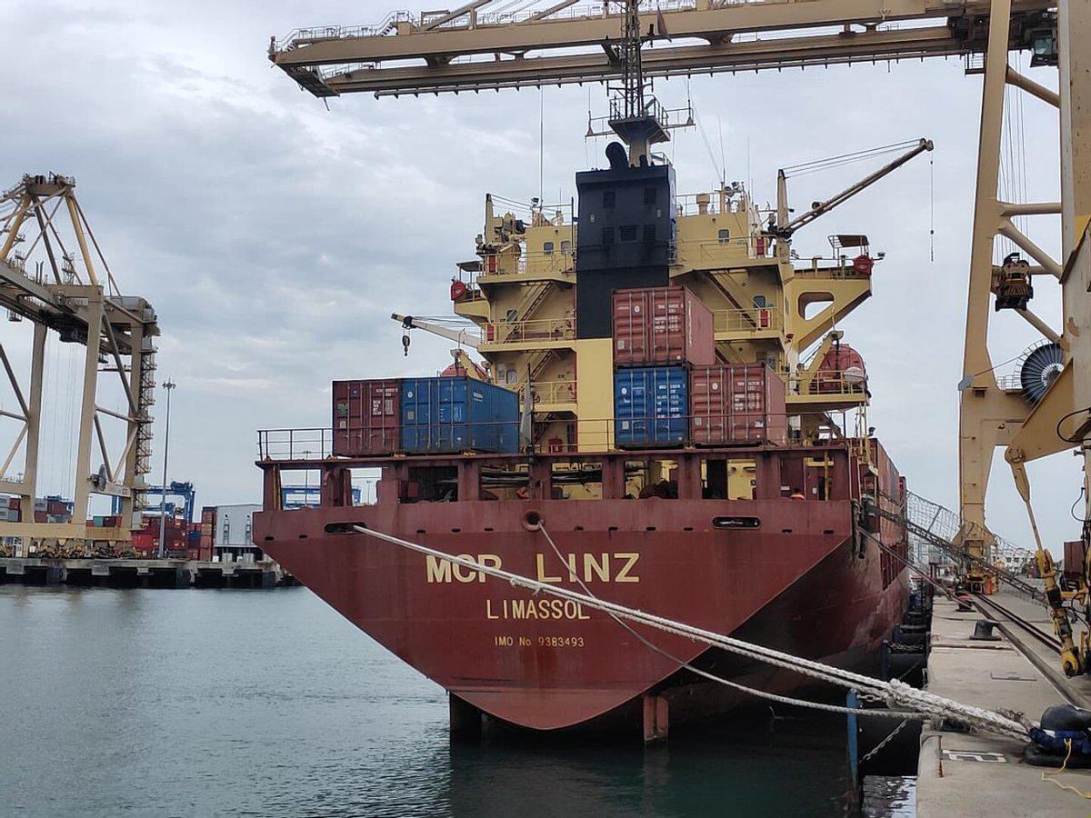 500 ޓަނުގެ މުދަލާއިއެކު ކާގޯ ފެރީ ކުޅުދުއްފުއްޓަށް ބަނދަރުކޮށްފި