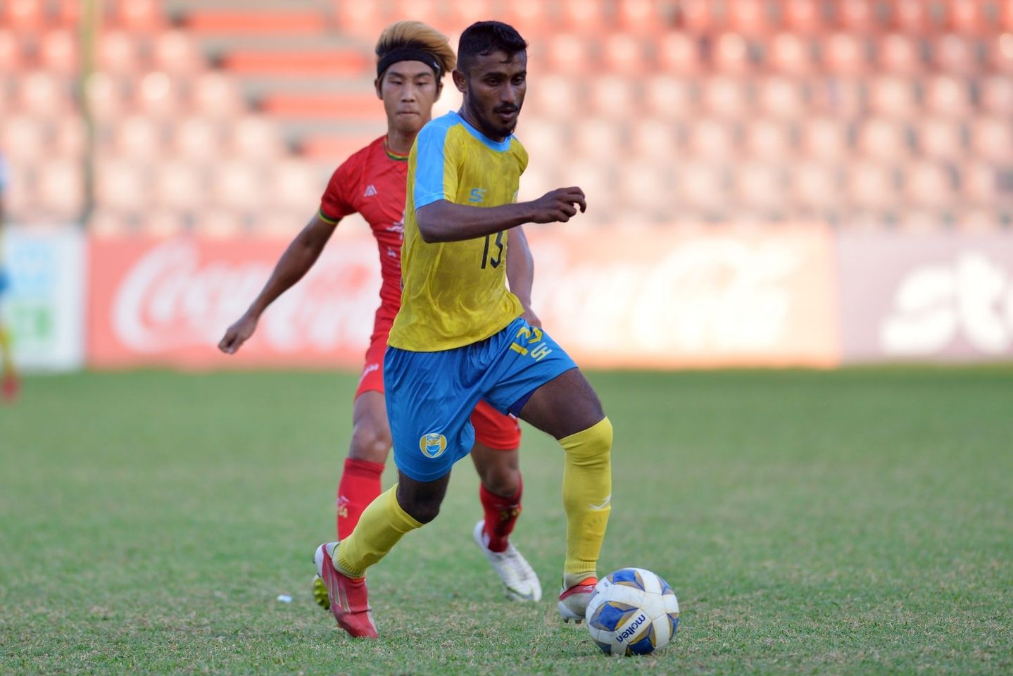 ޔާނުގެ ގޯލުން، ދަ ގްރާންޑެގެ މައްޗަށް ވެލެންސިއާ ކުރިހޯދައިފި