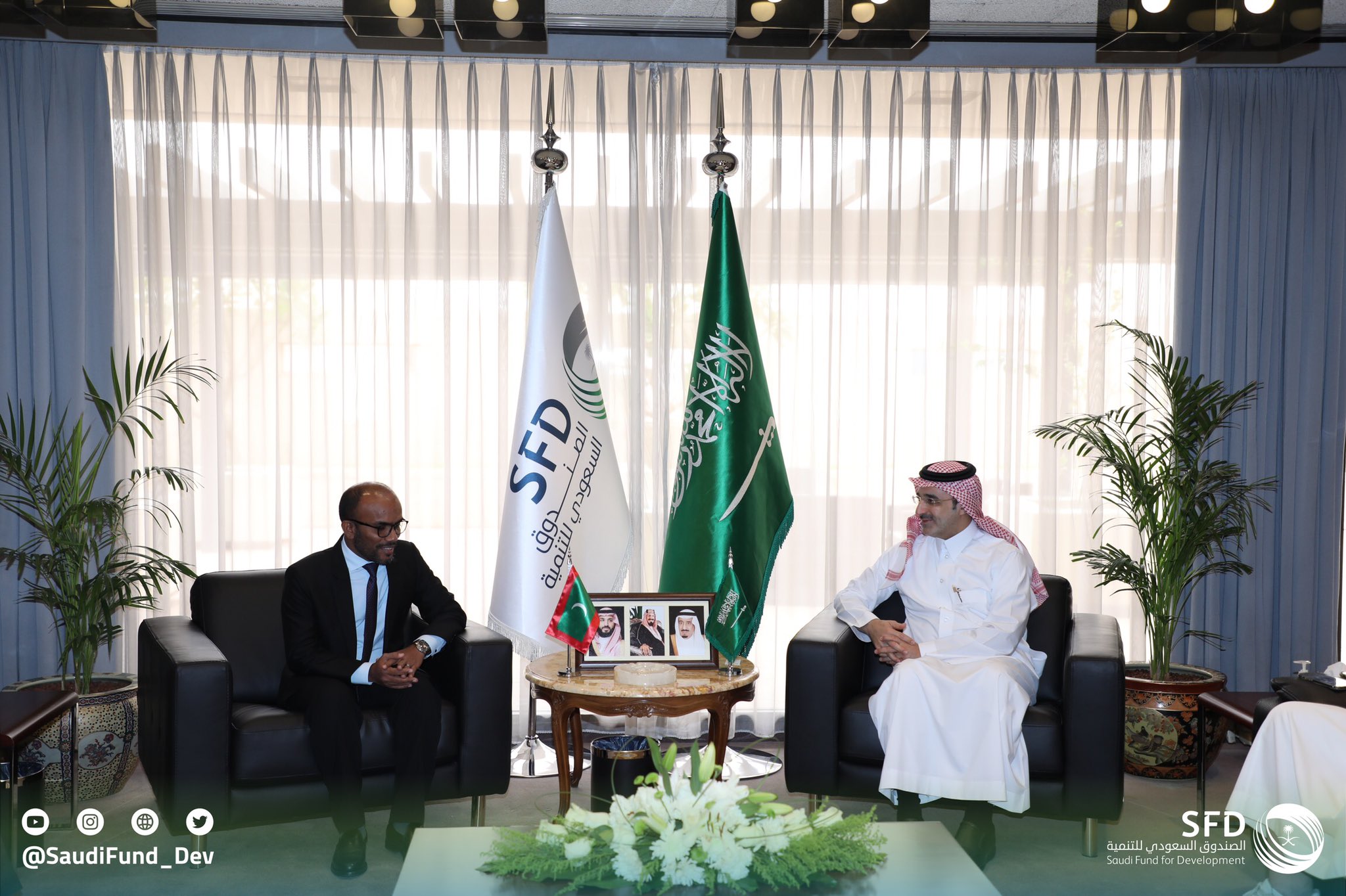 ފިނޭންސް މިނިސްޓަރ ސައުދީ ފަންޑުގެ އިސްވެރިންނާއި ބައްދަލުކުރައްވައިފި