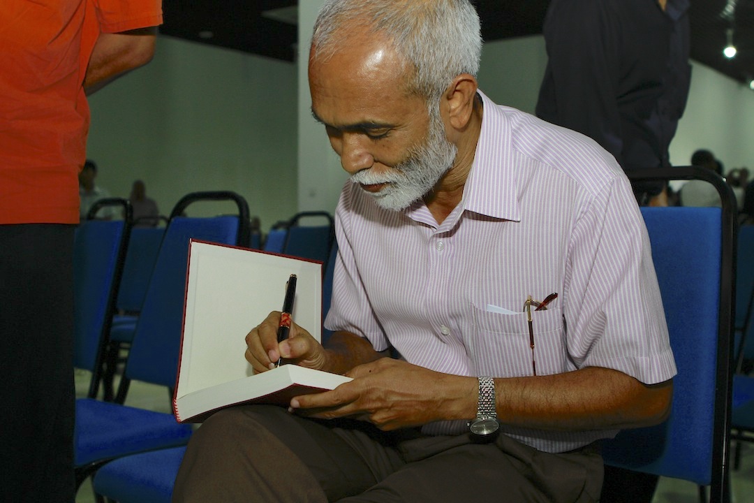 ސަލަފާއި ޢަދާލަތަކީ ރާއްޖޭގެ ސިއްކަމަނިކުފާނެއް ނޫން - ޙުސައިން ރަޝީދު