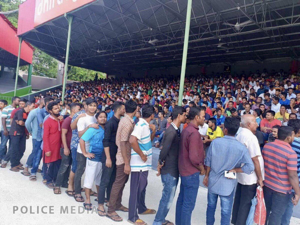 ވޯކް ޕާރމިޓް އިކޮނޮމިކް މިނިސްޓްރީއަށް؛ އެކަމުގައި ފެއިލްވެފައިވާ އިމިގްރޭޝަން އެކަމާ ދެކޮޅު