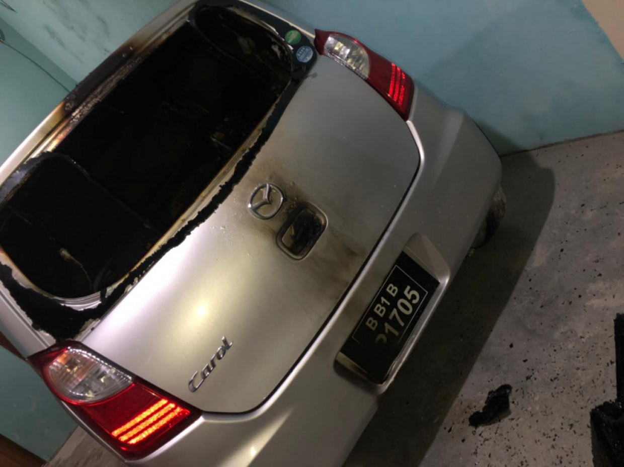 އައްޑޫ ސިޓީ ކައުންސިލްގެ ވަކީލުގެ ކާރުގައި ރޯކޮށްލައިފި