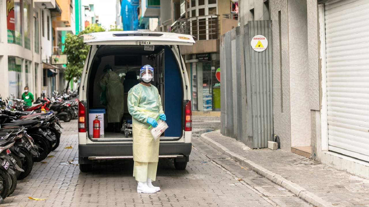 ކޮވިޑް-19: ޕޮޒިޓިވްވި މީހުންގެ އަދަދު މިއަދުވެސް 100 އިން މަތީގައި