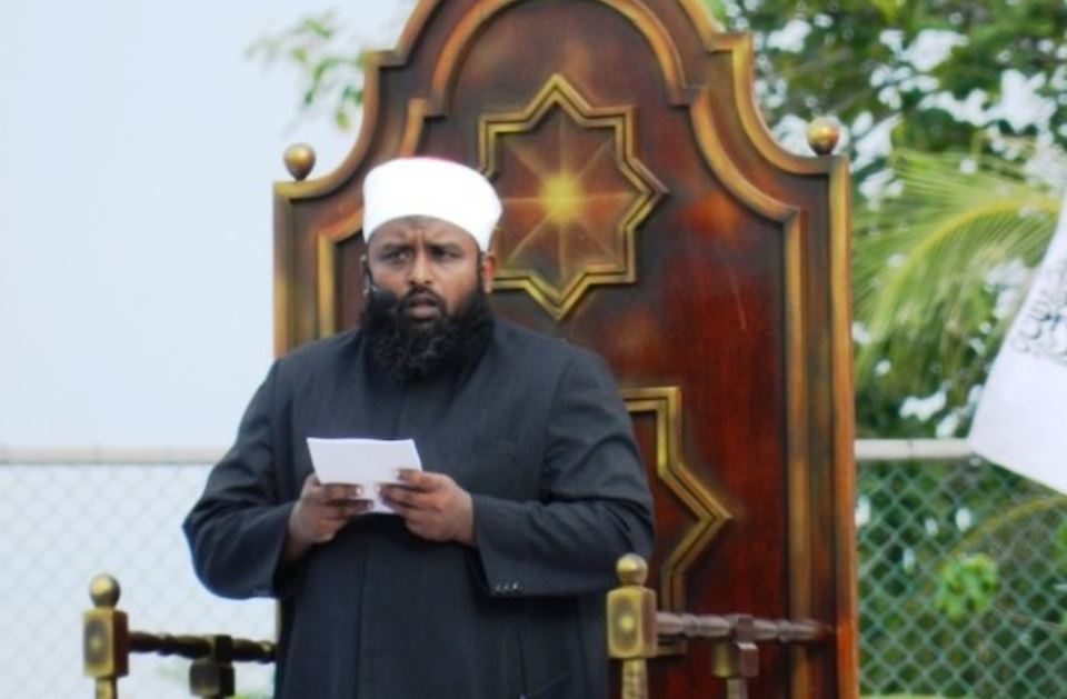 ޑރ. އިޔާޒު ވަކިކުރި މައްސަލަ ޓްރައިބިއުނަލަށް!