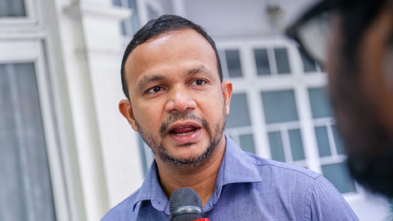 2 އަހަރުން 38 ބިލިޔަން ރުފިޔާއިން ދައުލަތް ދަރައިފި؛ އާފަލެއްގެ އަގަކީ 10 ރުފިޔާ: ޢަލީ