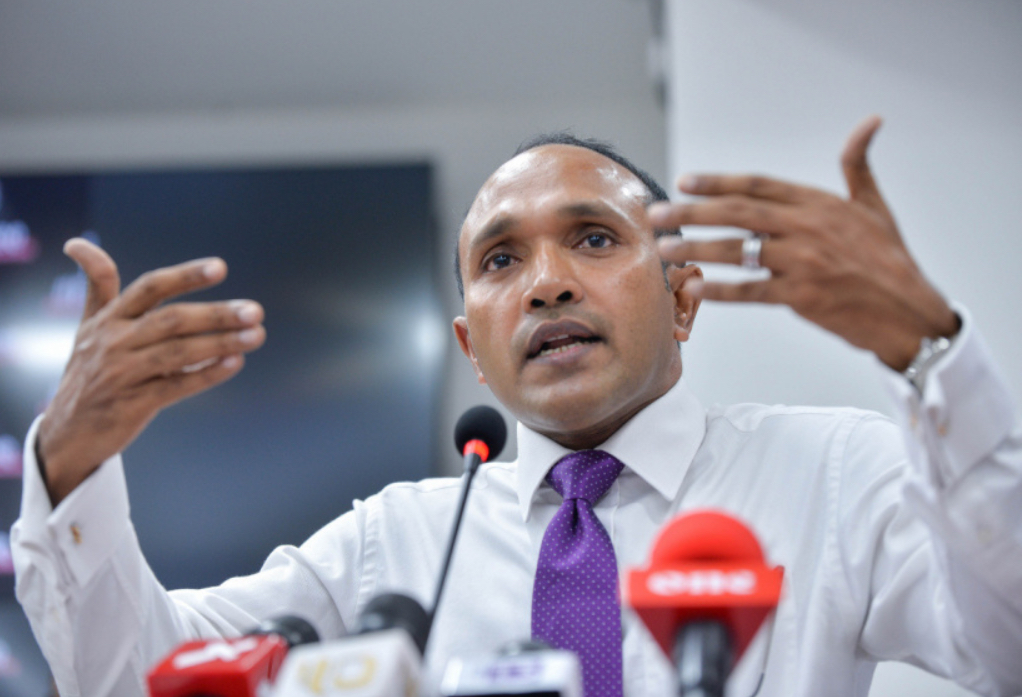 މުއިއްޒު ވެރިކަމާ ހަވާލުވިފަހުން ގާނޫނު ނަގަހައްޓަން ތިބި ފަރާތްތަކުން ޖަރީމާތައް ހިންގުން އާންމުވެއްޖެ: ޖަމީލް