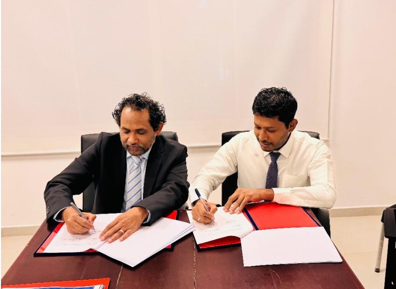 ލަންކާގެ ދަ ޓްރީ ހައުސްއާއި ވިލާ ކޮލެޖް ގުޅިގެން އޯޓިޒަމް ދިރާސާތަކާއި ތަމްރީނުތައް ހަދަނީ